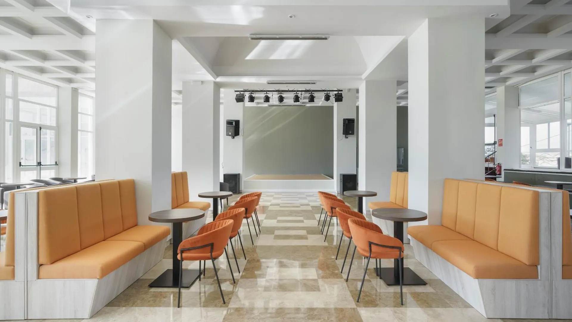 圣米格尔德阿沃纳 Alua Atlantico Golf酒店 酒店